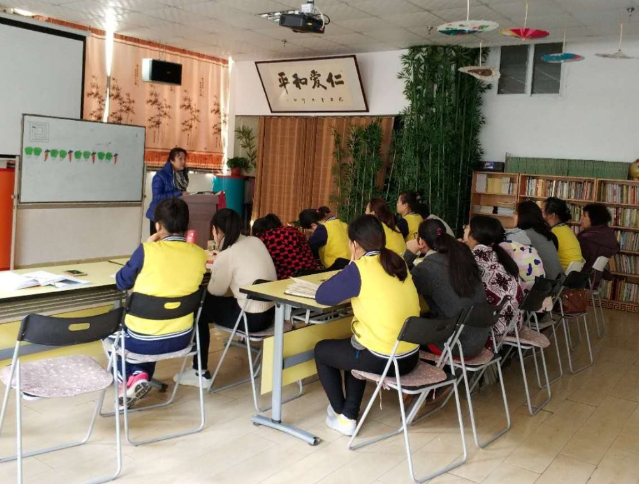 强化师范生扎根服务底层锻炼适配村庄教育的专业 强化师范生扎根服务底层锻炼适配村庄教育的专业
