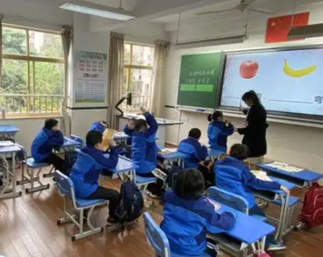 内生动力让优质教育资源继续向向村庄向单薄地区下沉 内生动力让优质教育资源继续向向村庄向单薄地区下沉
